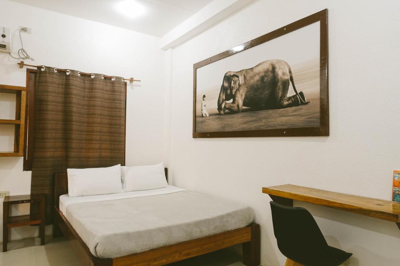 ג'נרל לונה Casa De Loren Family Room מראה חיצוני תמונה